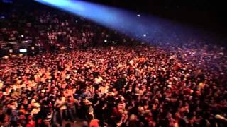 No tomes - En Vivo Music Video