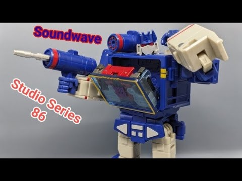 Chuck's Reviews Transformers Studio Series 86 Soundwave