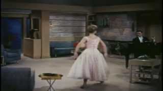 AM Aesthetic - &quot;I Can Tell&quot; - (Official Lyric Video)