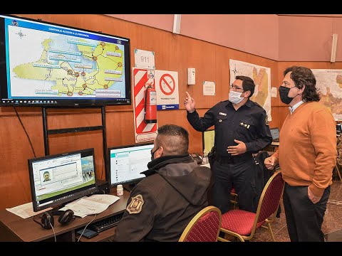 El gobernador recorrió la Central Operativa de Control y Seguimiento del COVID-19