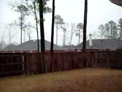 Snowing in Jackson, MS