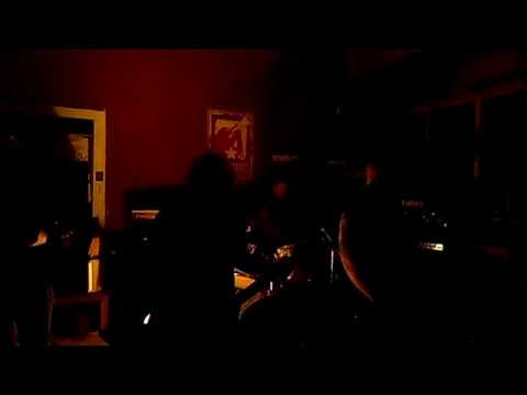 moribund scum live at antiviosi squat , 18/4/2019