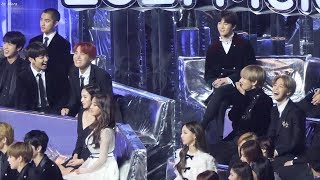 Download lagu 171202 방탄소년단 (BTS),엑소,트와이스 - 슈가x수란, 핫트렌드상 리액션 Reaction [전체] 직캠 Fancam (2017 멜론 뮤직 어워드) by Mera mp3