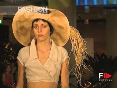 Fashion Show "Anna Osmushkina" Pret a Porter Women Spring Summer 2003 Milan 2 of 5