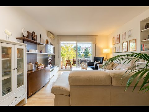 Video del inmueble Ático con terraza de 110 m² y vistas despejadas en El Masnou (Masnou Alt)