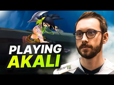 Bjergsen - PLAYING AKALI MID AND TOP!
