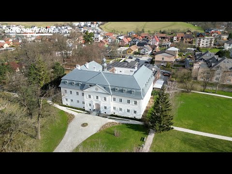 Hotel Château Gbeľany - barokový kaštieľ, obklopený rozľahlým anglickým parkom