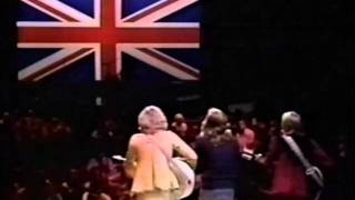 Bee Gees - I Can&#39;t See Nobody Live in Midnight Special, 1973