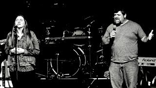 Mulder Worship Night of Praise - Mighty Cross - Acoustic (featuring Addie Burton)