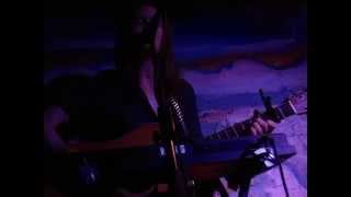 Minor Alps - I Don't Know What To Do With My Hands (Live @ The Shacklewell Arms, London, 25/04/14)