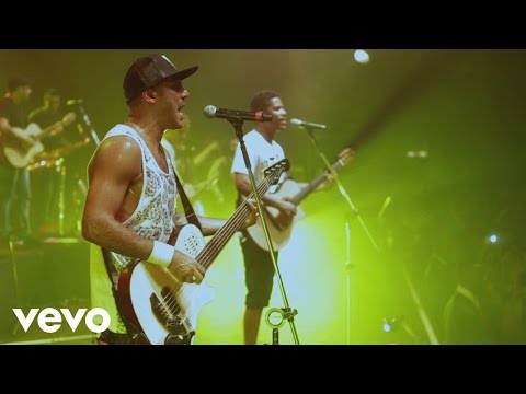 Videoclip de Dentro da Música (Ao Vivo) — Natiruts