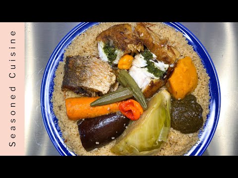 THE BEST JOLLOF RICE | Gambian - Senegalese Benachin | How To Make Jollof Rice