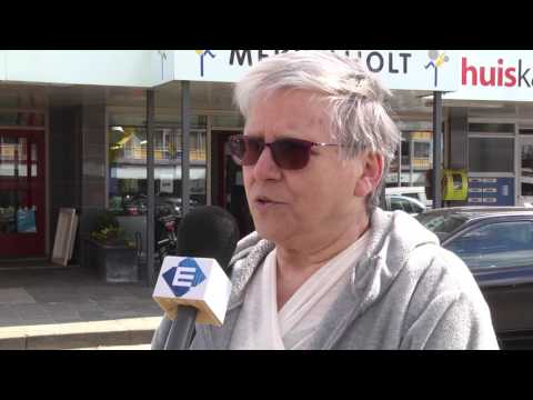 Reportage:  Verpauperde flats in Mekkelholt tegen de vlakte (TV Enschede)