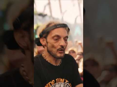 🔴 DJ PASTIS's mix, which gets the whole AQUAPARK bouncing. 🔥 Pastis & Buenri, F2F with Adrián Mills