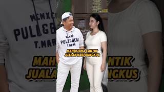 Download lagu BEAUTIFUL STUDENT SELLING RICE PACKAGES ‼️ KDM IS AMAZED mp3