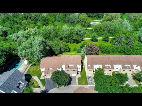 41 Tara Park Crescent Brampton Home for Sale presented by Cheryllyn and Loretta Flower