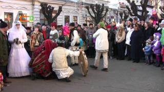 preview picture of video 'Obiceiuri de an nou 2012, Fălticeni - Capra de la Mălini'