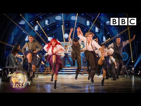 Our Pros bring an Irish jig to the Ballroom ✨ BBC Strictly 2021