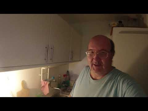 MongoTV_4892 - GEMMER NÆSTSIDSTE PØLSE TIL LØRDAG