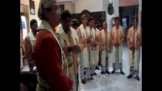 Download lagu Suasana sebelum Misa (4).  Misa Inkulturasi Jawa di Grj Santo Yoseph Palembang. mp3