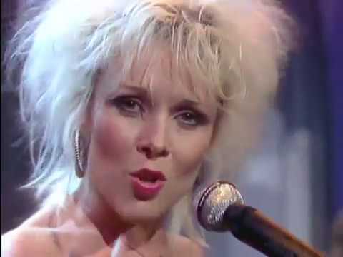 Vaya Con Dios - Just A Friend Of Mine ["live" 1987 - televison debut - HQ]