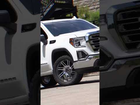 You NEED to run these spacers 👀 #customoffsets #liftedtrucks #shorts