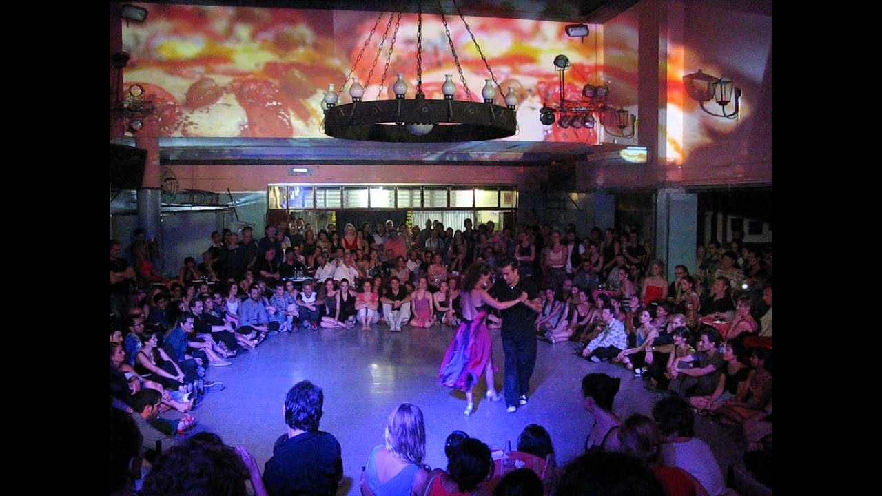 MARIANO "CHICHO" FRÚMBOLI y JUANA SEPÚLVEDA en Viva La Pepa (2/3)