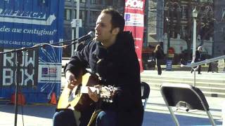 Luc Arnault plays Minisnap song in Cathedral Square