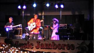 Jim Ed Brown singing &quot;Lookin&#39; Back to See&quot; with Naomi Bristow