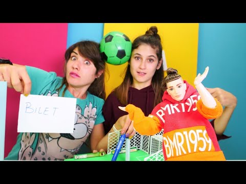 Funny video! Ayşe VS Ümit! They're trying to sell 2022 World Cup tickets to the customer!