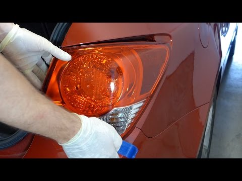 Chevrolet Chevy Cruze Taillight and Bulb Removal Replacement (2012 - 2014)