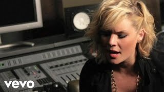 Kimberly Caldwell - Desperate Girls &amp; Stupid Boys (Acoustic)