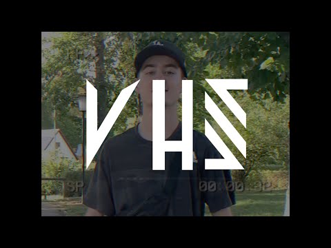 AES Mio & Dimitri Strimanskow - "VHS" prod. by toni m. (Official Video)