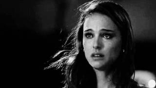 NON CREDERE - MINA new video con testo