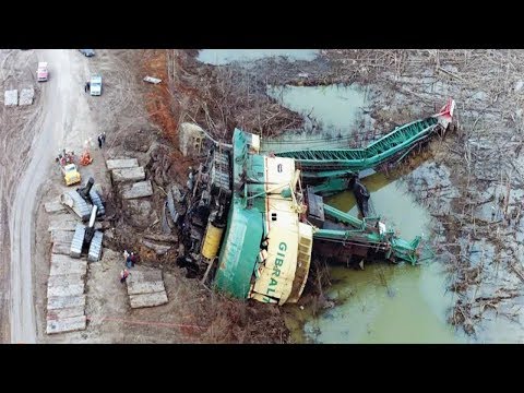 TOP IDIOTS Crazy Operator Heavy Equipment Skills - Bulldozer, Excavator Fail Win Compilation
