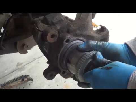 1999 Jeep Grand Cherokee Laredo: Axles/CV Joints & Wheel Bearings