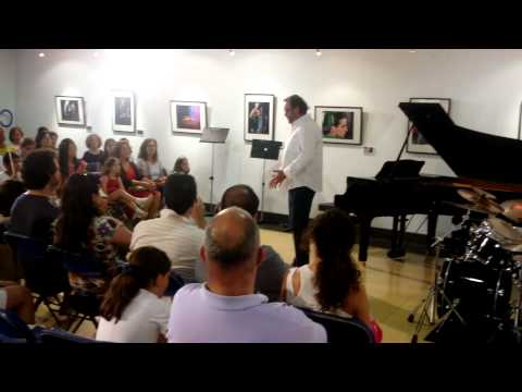 Juan Luis Santillana. Estrellas, Los miserables.