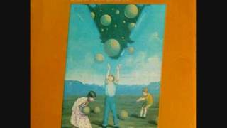 Fripp & Eno - "Even Spaces" Live Paris Olympia May 28th 1975 Pt.1