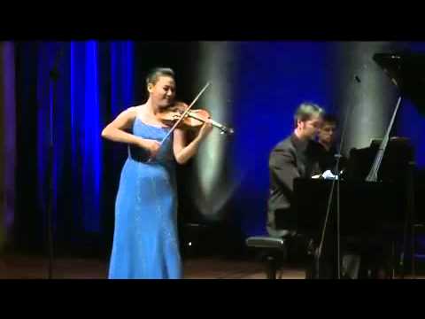 Clara Jumi Kang,violin & Thomas Hoppe, piano - Wieniawski Faust Fantasie, part I.avi