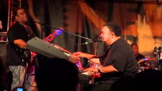 George Duke &quot;Reach out&quot; @ New Morning 16-11-11