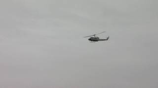preview picture of video 'USAF,UH-1N Iroquois helicopter flying at Yokota AB(JAPAN)米空軍 ヘリコプターの飛行'