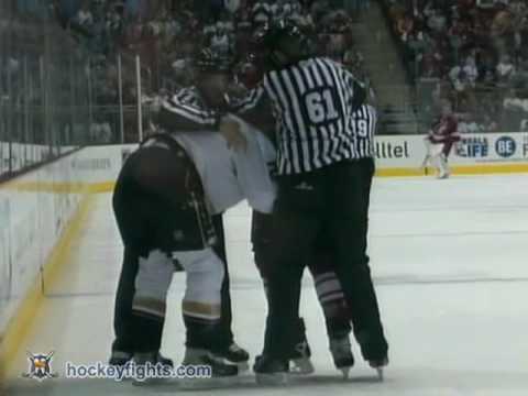 Todd Fedoruk vs Georges Laraque Oct 7, 2006