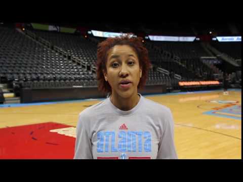 Carla Cortijo - Off The Court