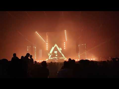 Alone, Pt.II - RetroVision Remix [Alan Walker Live Together Festival 2024]