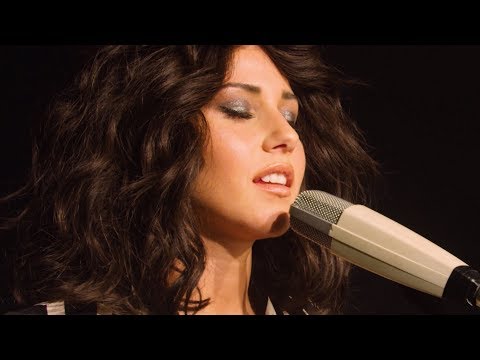 Sarah Lombardi - Genau hier (Official Video)