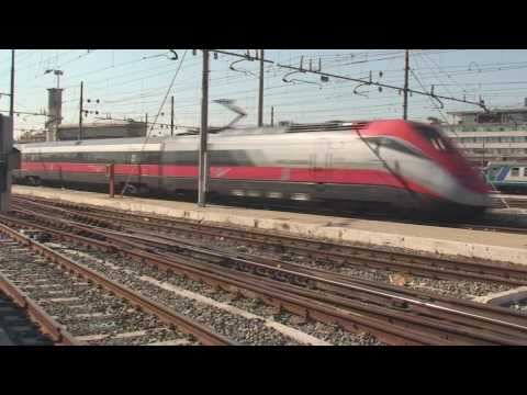 ETR 500 Eurostar Italia Alta Velocita "Frecciarossa"