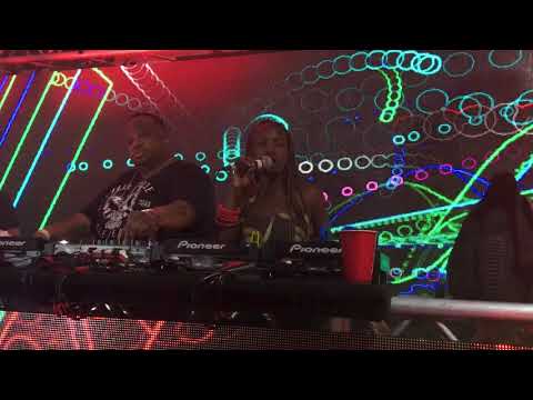 JoysSoul and Ron Carroll