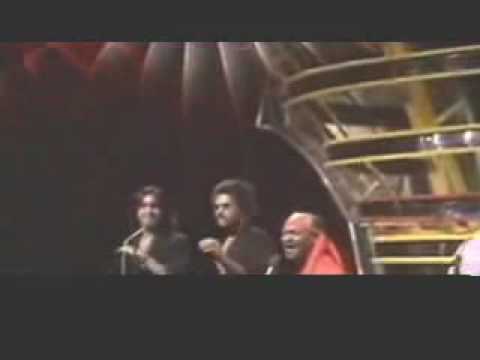 KUNG FU FIGHTING 1974 - Carl Douglas