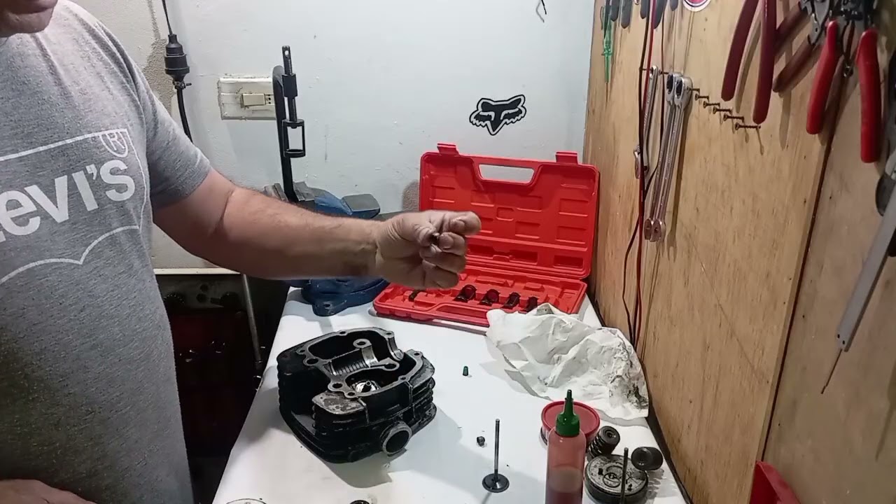 Cómo sentar válvulas de cualquier moto, armado de culata 