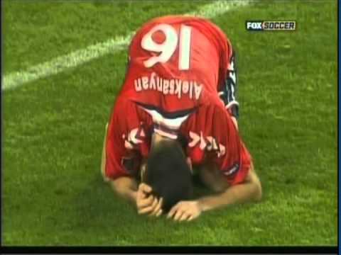 2011 (October 11) Republic of Ireland 2-Armenia 1 (EC Qualifier).mpg